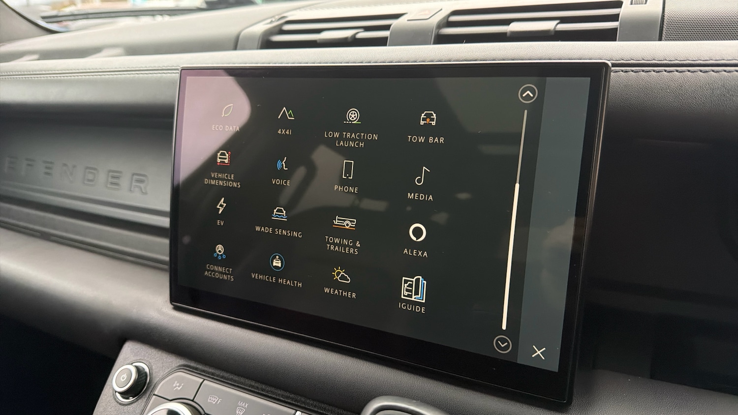 Used Land Rover Defender 2022 for sale - 77639107: Photo 21