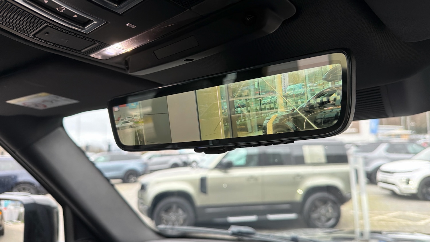 Used Land Rover Defender 2022 for sale - 77639107: Photo 23