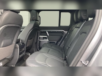 Used Land Rover Defender 2024 for sale - 75502197: Photo