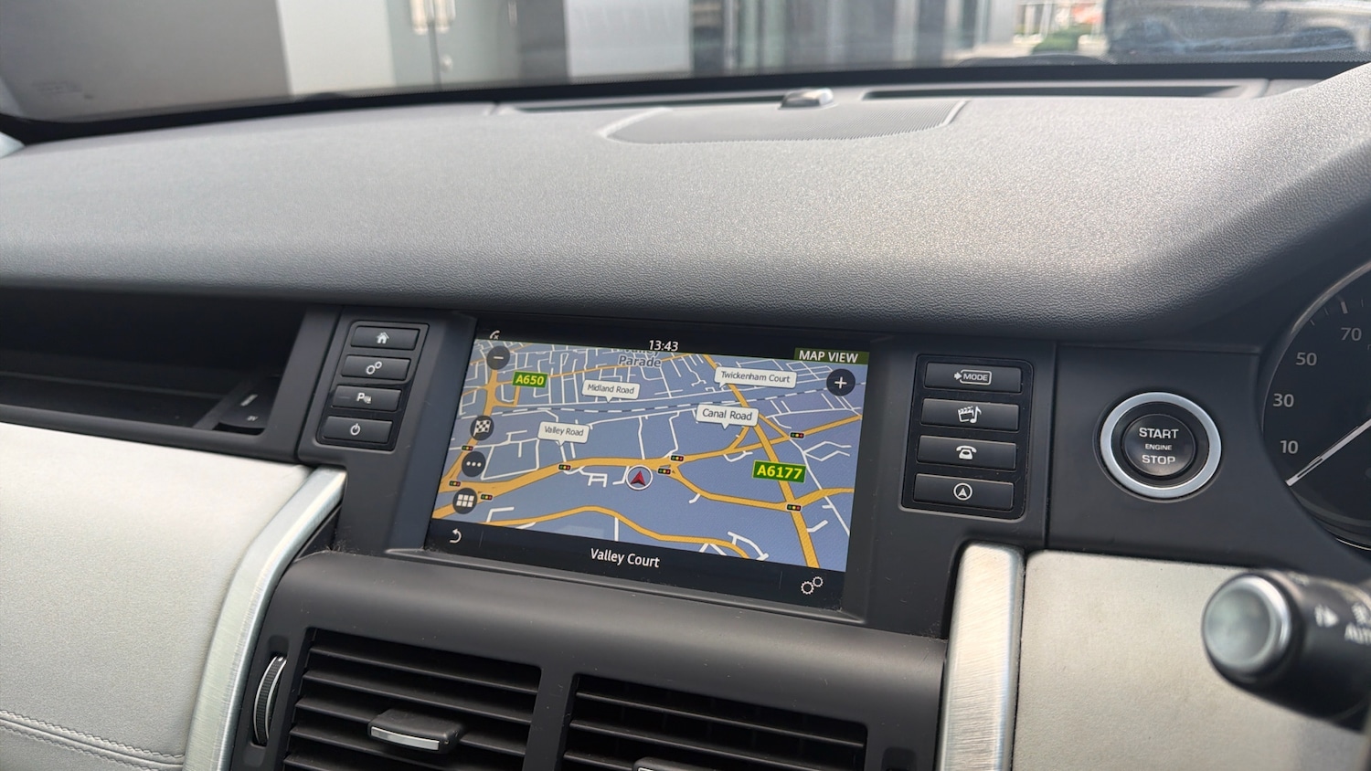 Used Land Rover Discovery Sport 2017 for sale - 78067369: Photo 11