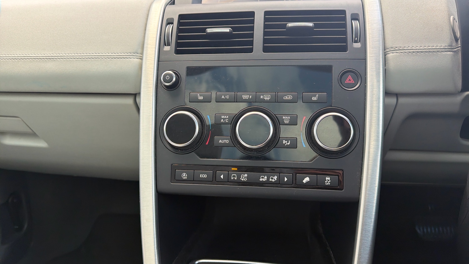 Used Land Rover Discovery Sport 2017 for sale - 78067369: Photo 14