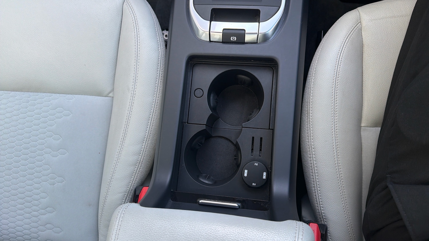 Used Land Rover Discovery Sport 2017 for sale - 78067369: Photo 25