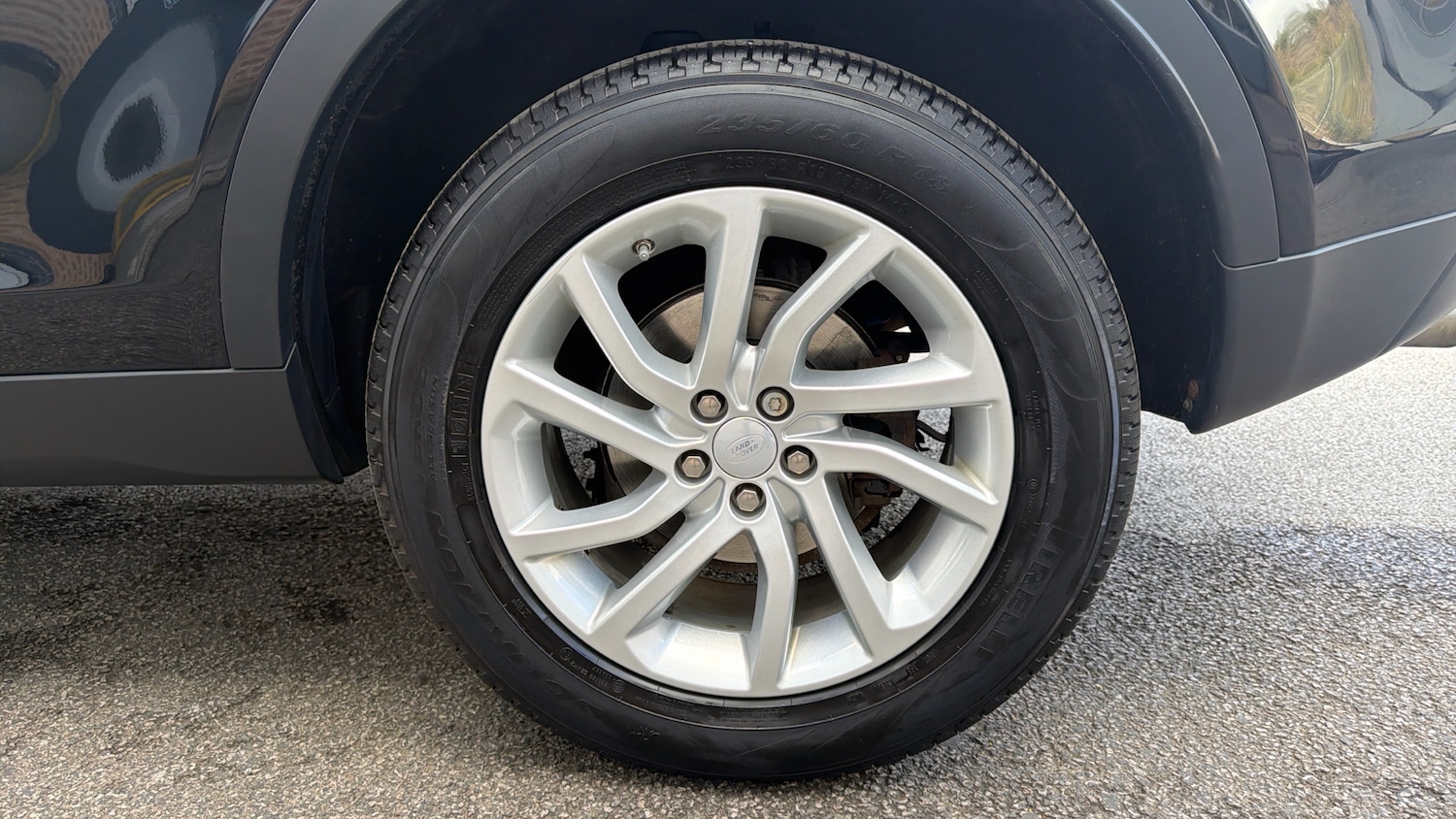 Used Land Rover Discovery Sport 2017 for sale - 78067369: Photo 8