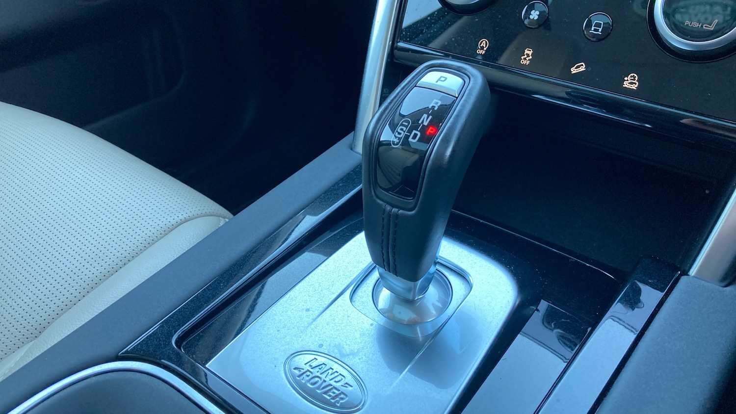 Used Land Rover Discovery Sport 2020 for sale - 76737953: Photo 13