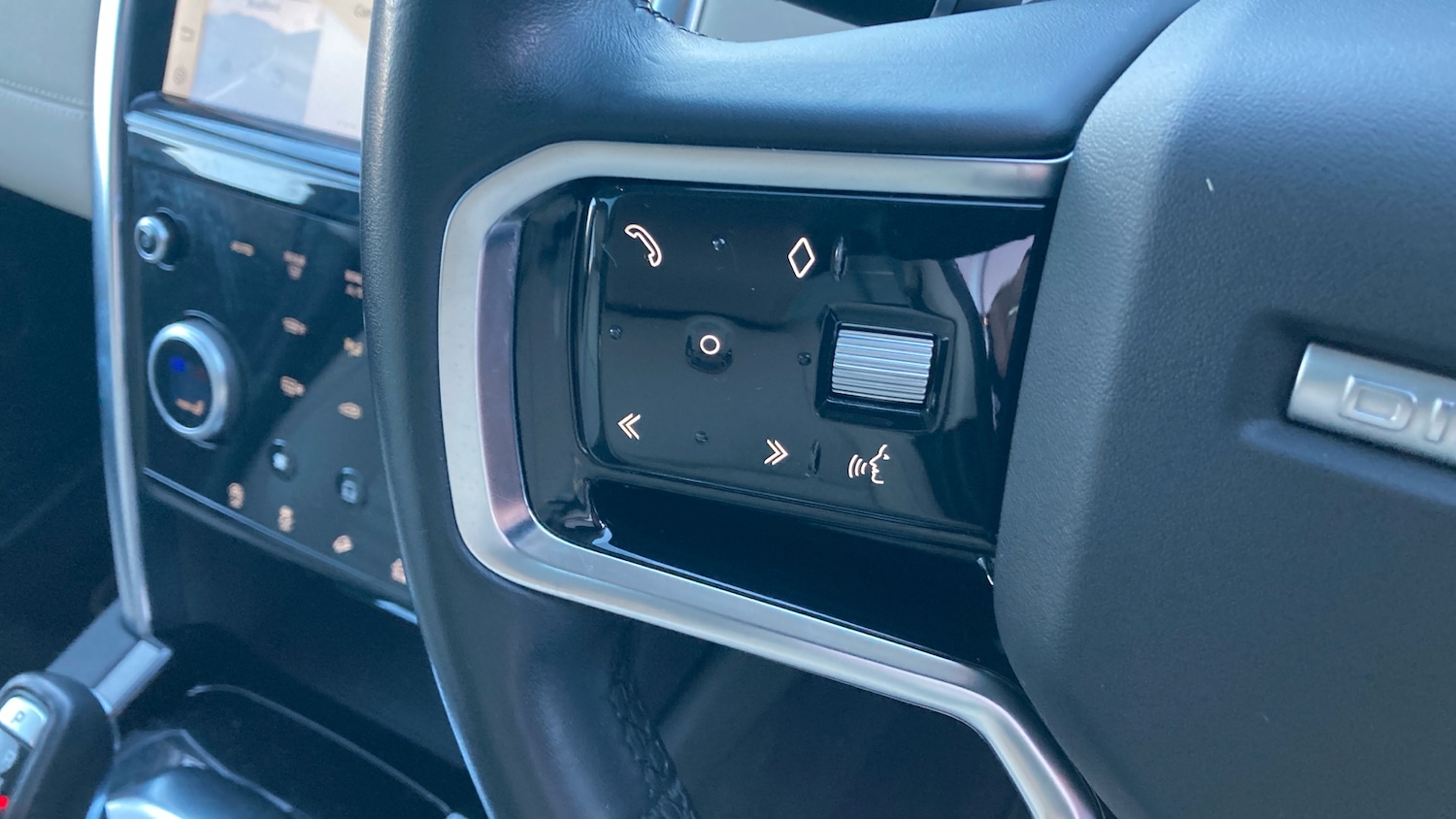 Used Land Rover Discovery Sport 2020 for sale - 76737953: Photo 25