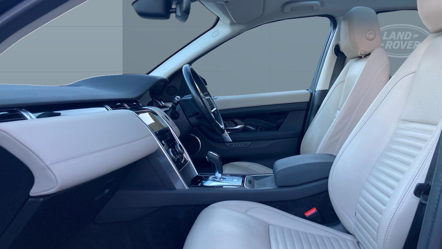 Used Land Rover Discovery Sport 2020 for sale - 76737953: Photo 3