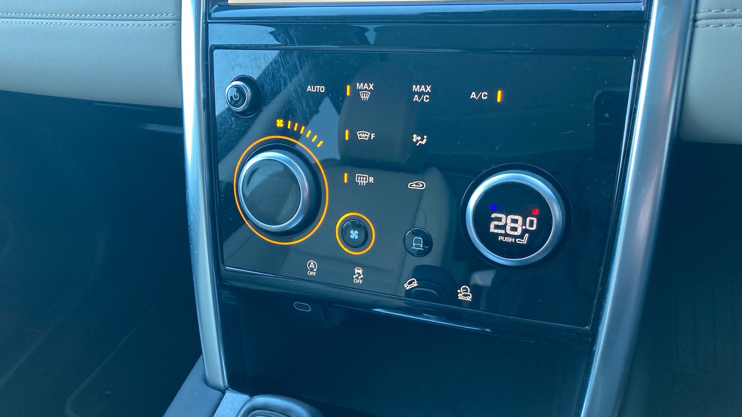 Used Land Rover Discovery Sport 2020 for sale - 76737953: Photo 30