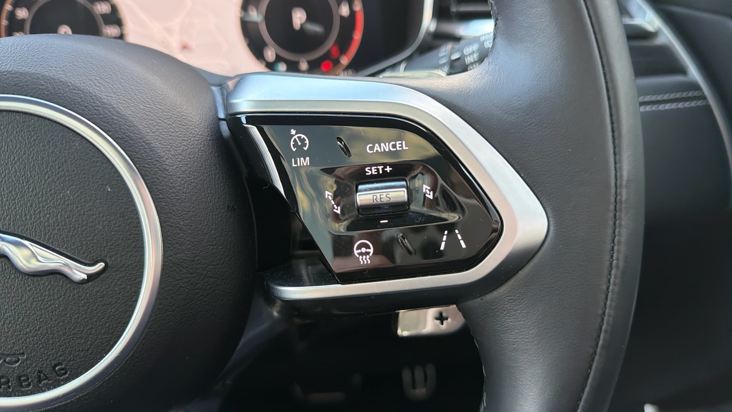 Used Jaguar F-Pace 2024 for sale - 77794804: Photo 23