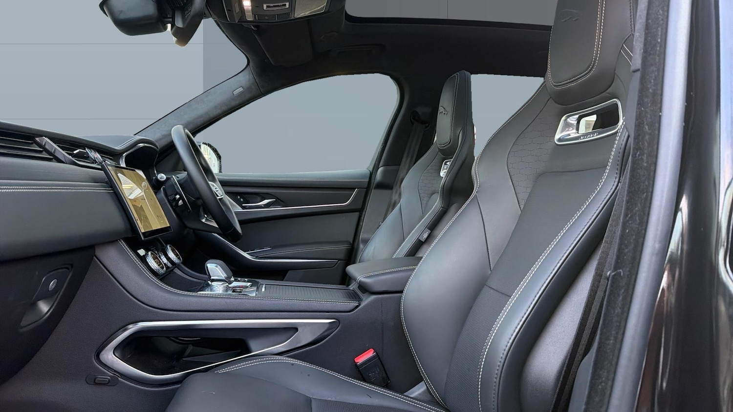 Used Jaguar F-Pace 2024 for sale - 77794804: Photo 3