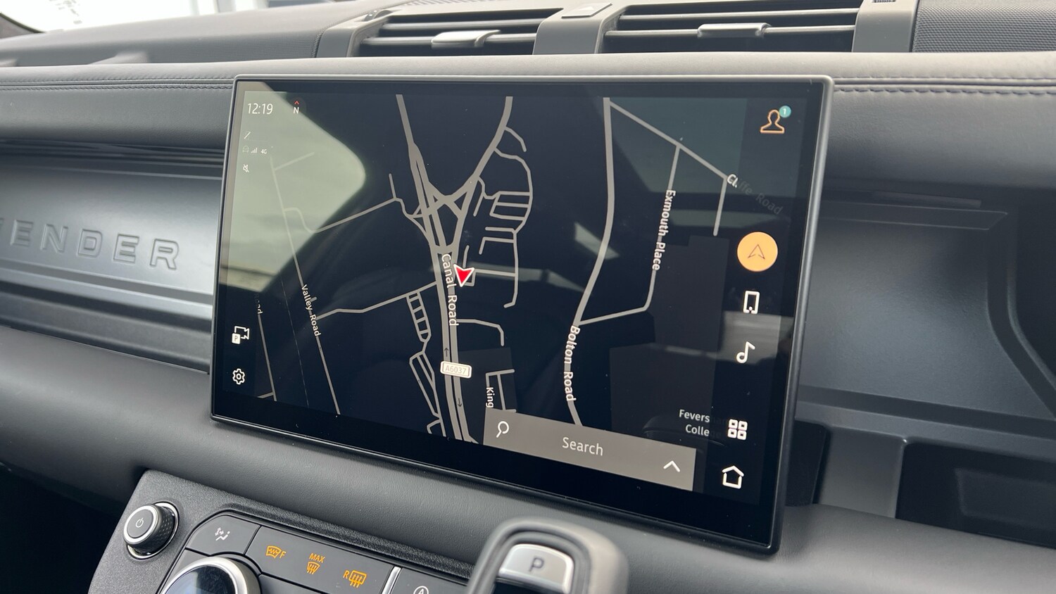 Used Land Rover Defender 2024 for sale - 77619745: Photo 11