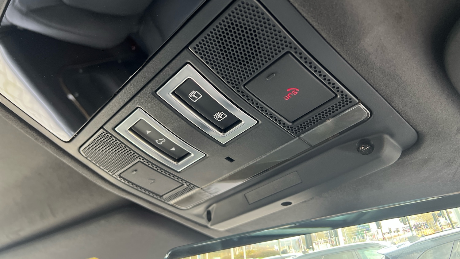 Used Land Rover Defender 2024 for sale - 77619745: Photo 25