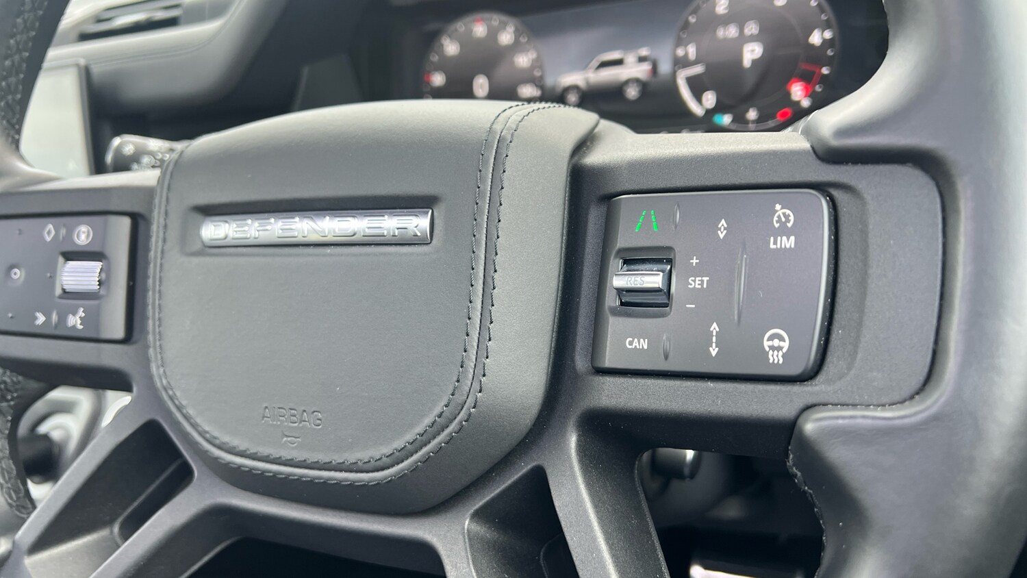 Used Land Rover Defender 2024 for sale - 77619745: Photo 28