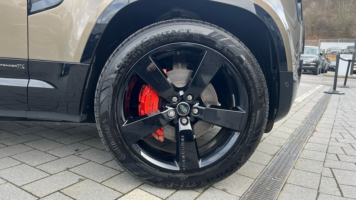 Used Land Rover Defender 2024 for sale - 77619745: Photo 8