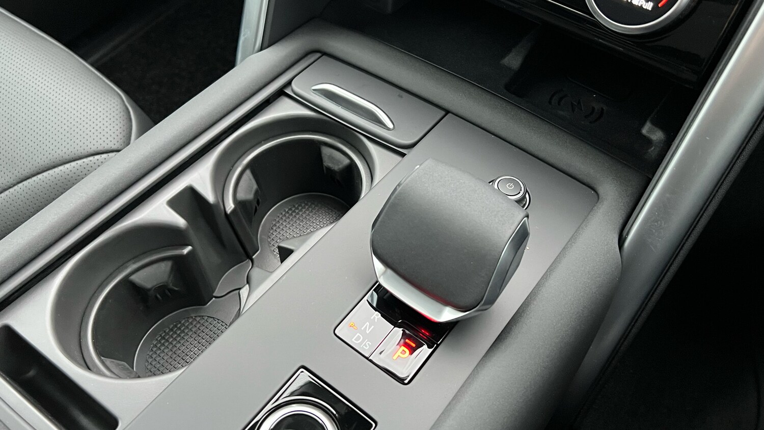 Used Land Rover Discovery 2025 for sale - 77616107: Photo 13