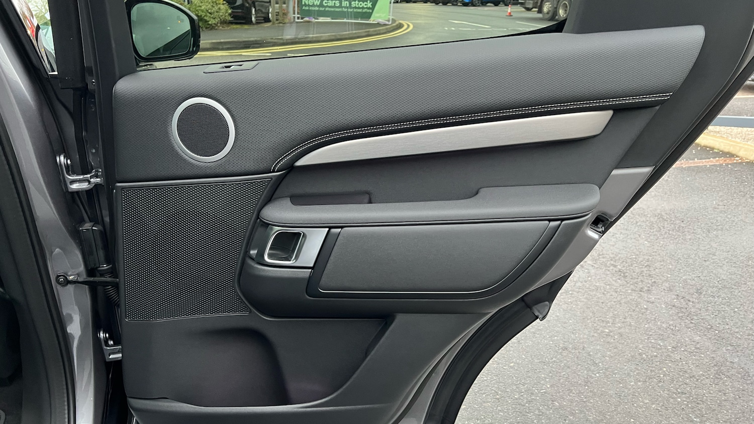 Used Land Rover Discovery 2025 for sale - 77616107: Photo 31