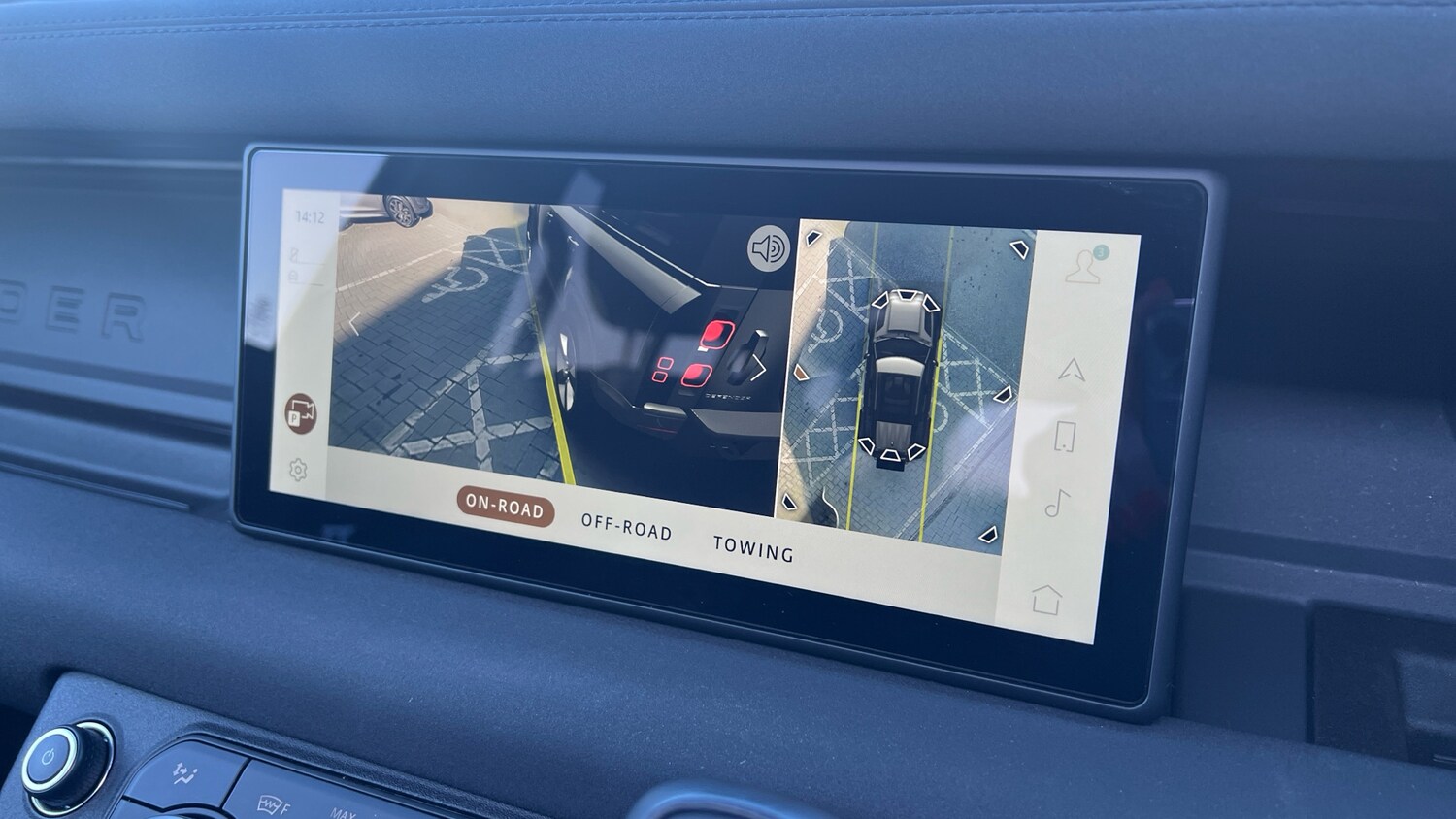 Used Land Rover Defender 2023 for sale - 77641247: Photo 12