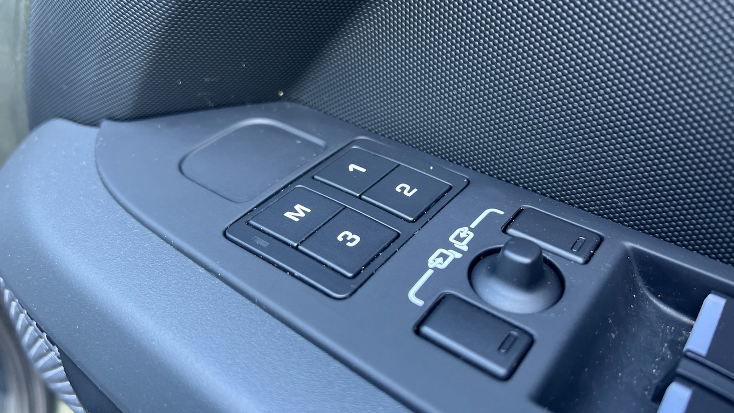 Used Land Rover Defender 2023 for sale - 77641247: Photo 20