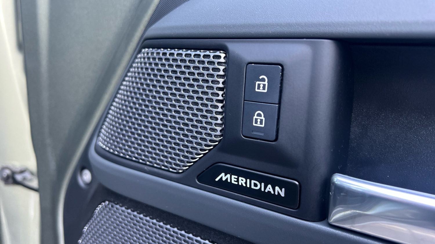 Used Land Rover Defender 2023 for sale - 77641247: Photo 22