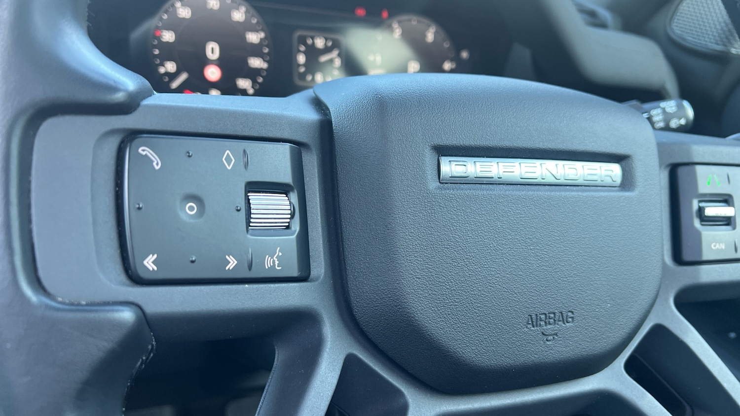 Used Land Rover Defender 2023 for sale - 77641247: Photo 26