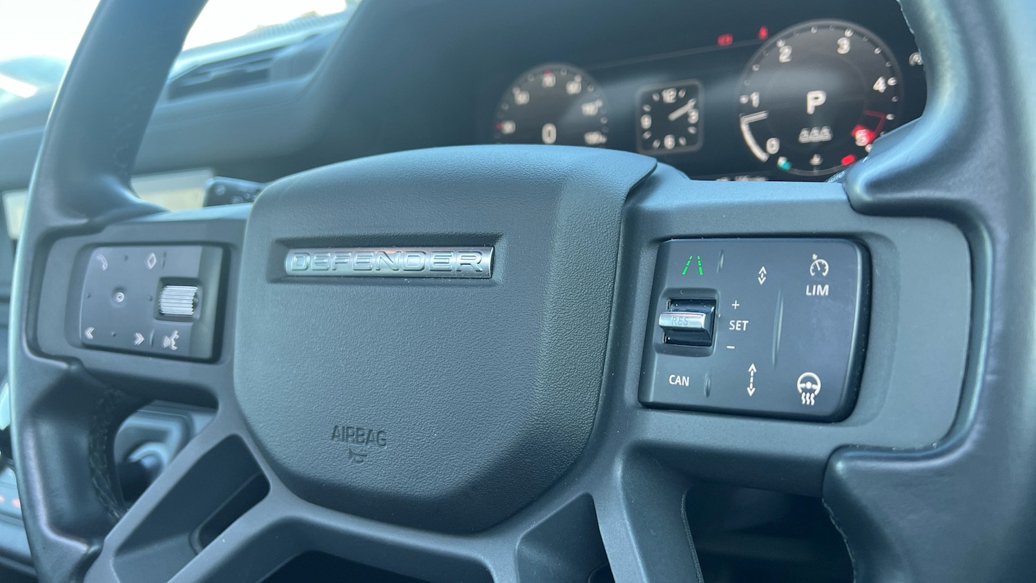 Used Land Rover Defender 2023 for sale - 77641247: Photo 27