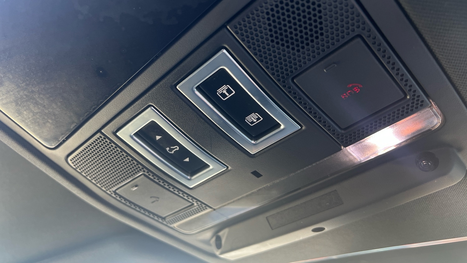 Used Land Rover Defender 2023 for sale - 77641247: Photo 30