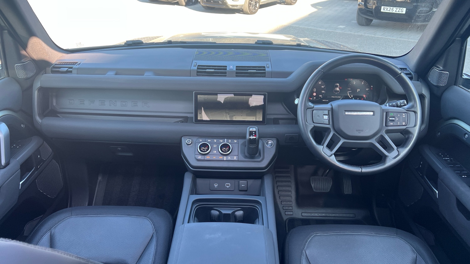 Used Land Rover Defender 2023 for sale - 77641247: Photo 9