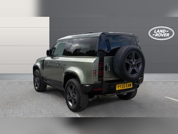 Used Land Rover Defender 2025 for sale - 78918074: Photo