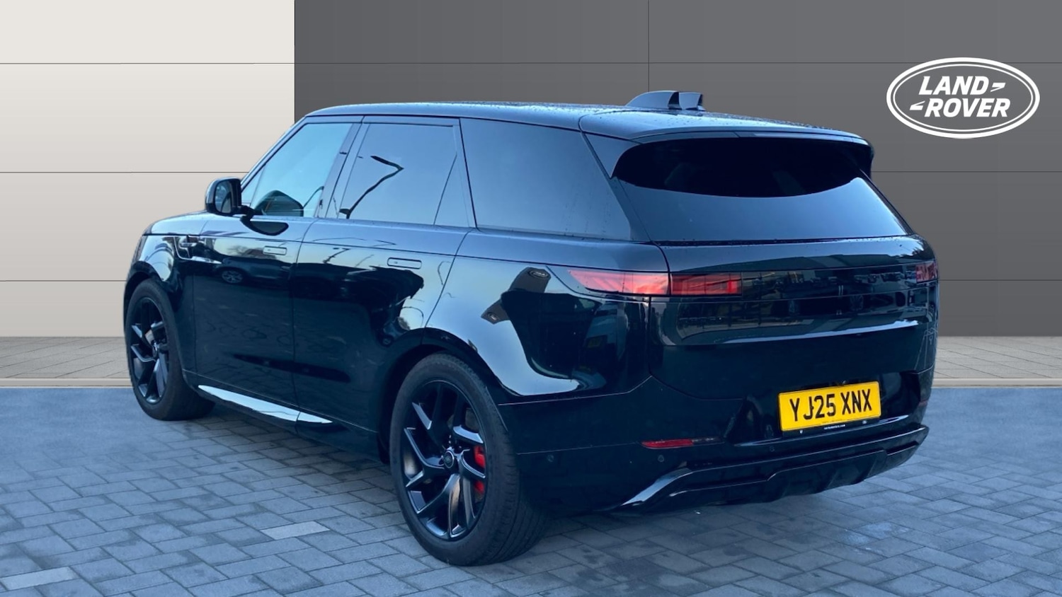 Used Land Rover Range Rover Sport 2025 for sale - 77708519: Photo 2