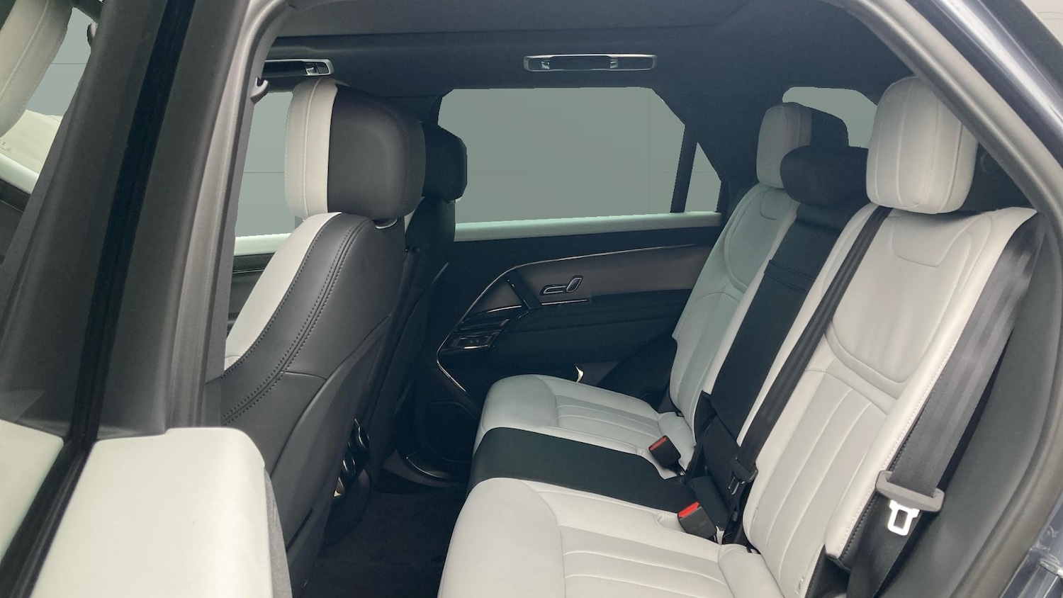 Used Land Rover Range Rover Sport 2025 for sale - 77662492: Photo 4