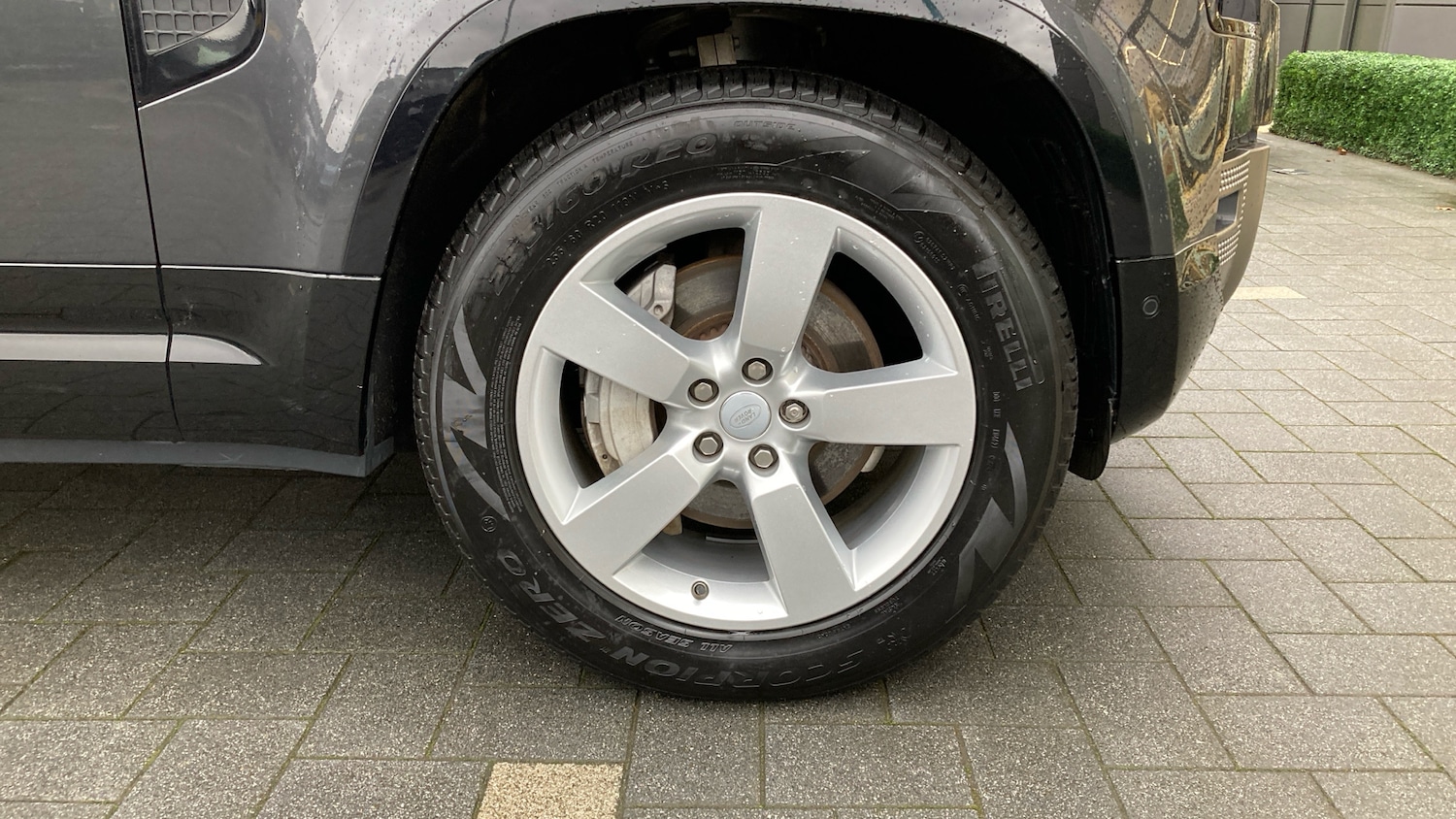 Used Land Rover Defender 2024 for sale - 77640032: Photo 8