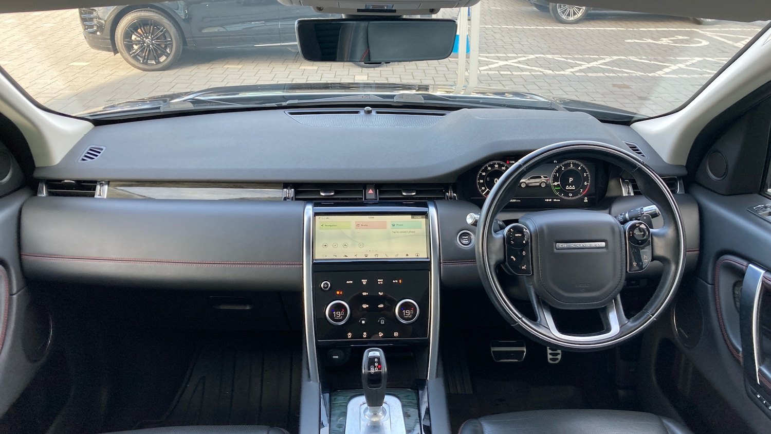 Used Land Rover Discovery Sport 2020 for sale - 76477147: Photo 9