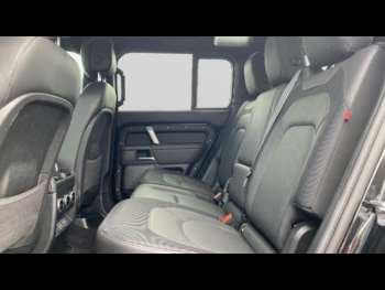 Used Land Rover Defender 2023 for sale - 75061105: Photo