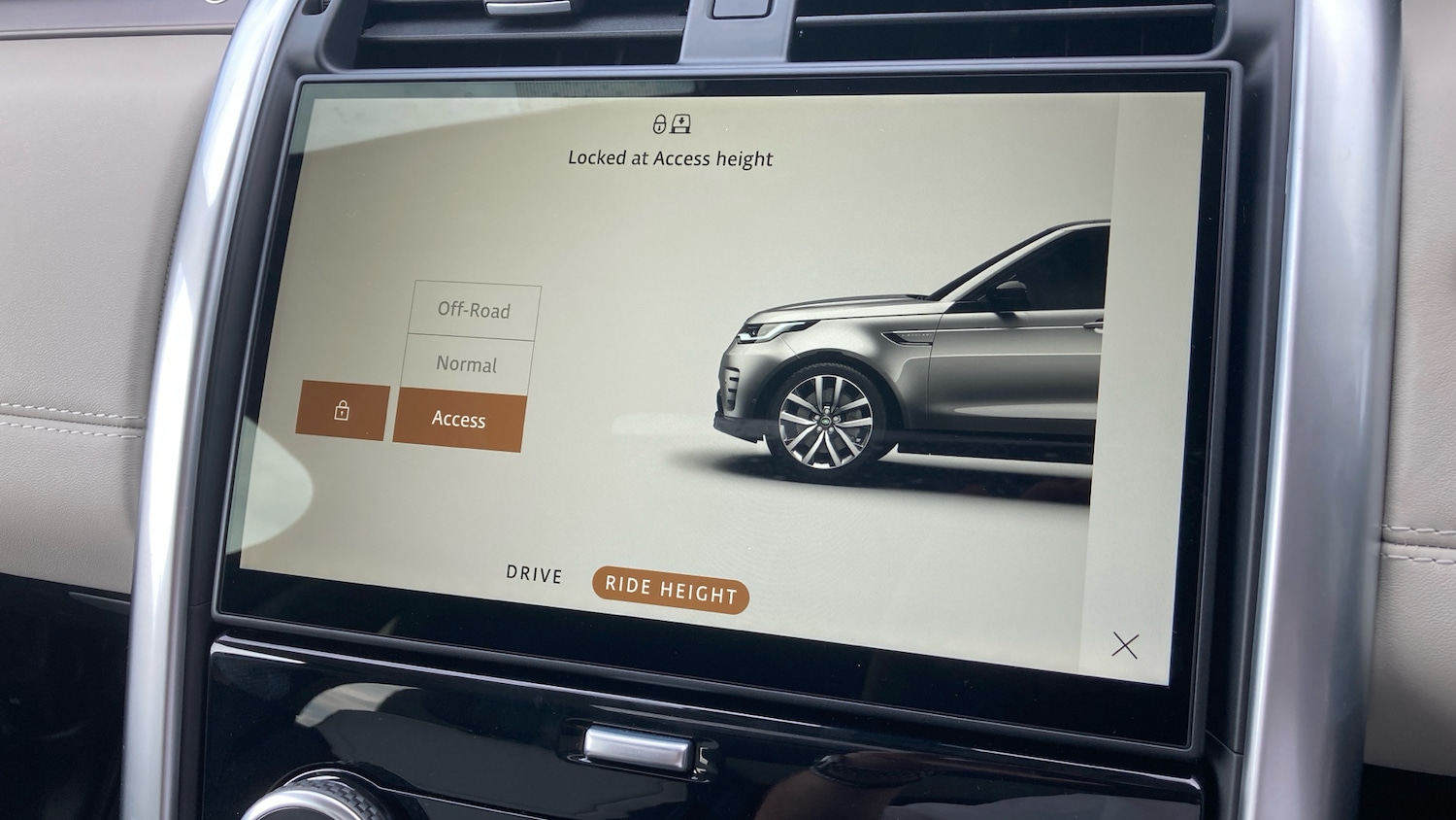 Used Land Rover Discovery 2025 for sale - 77873165: Photo 31