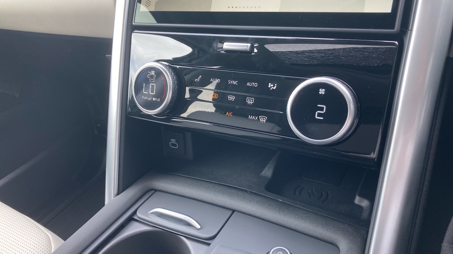 Used Land Rover Discovery 2025 for sale - 77873165: Photo 32