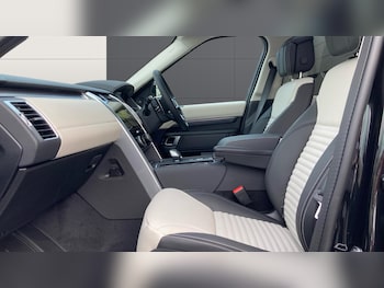 Used Land Rover Discovery 2025 for sale - 77873165: Photo