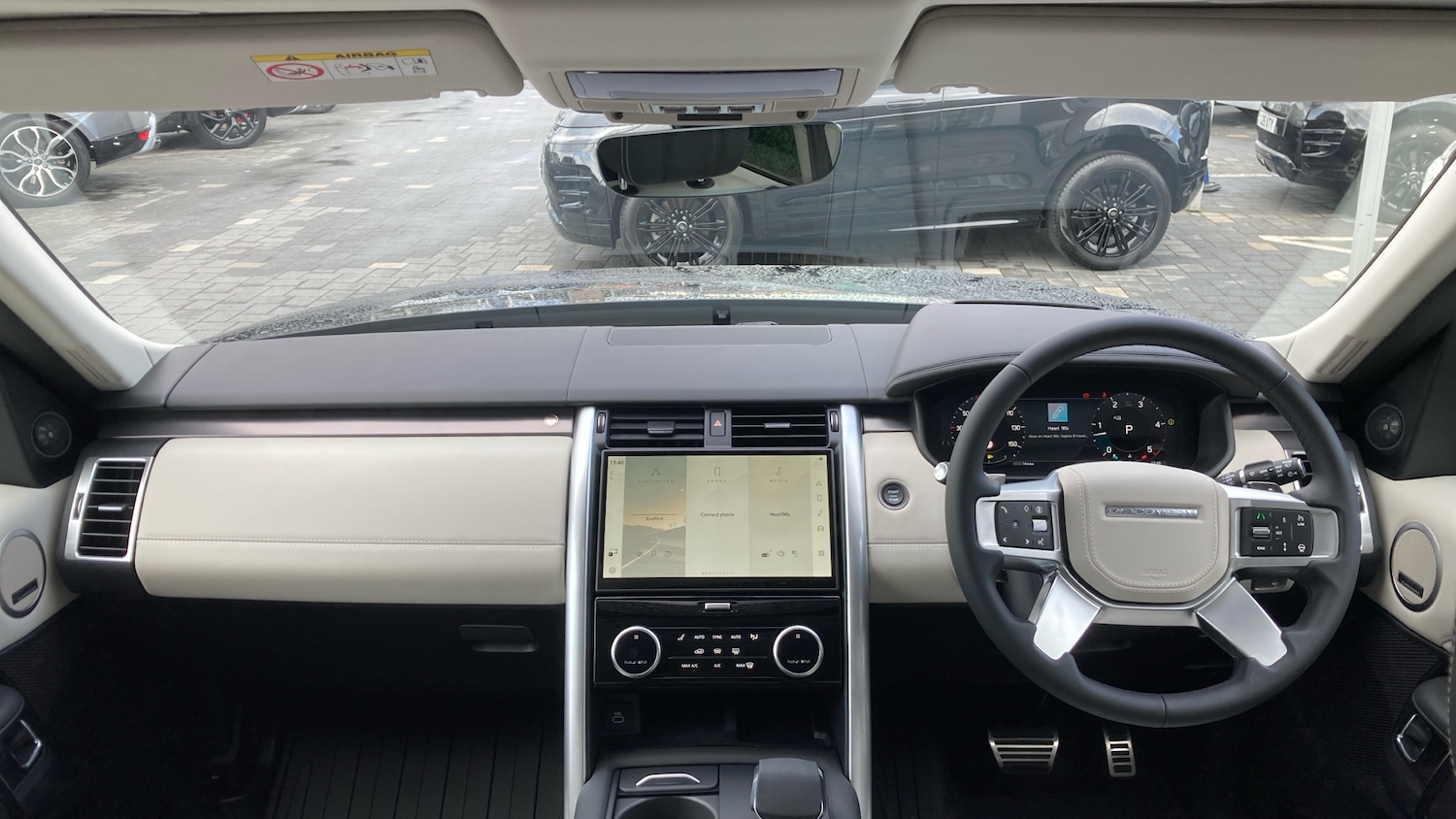 Used Land Rover Discovery 2025 for sale - 77873165: Photo 9