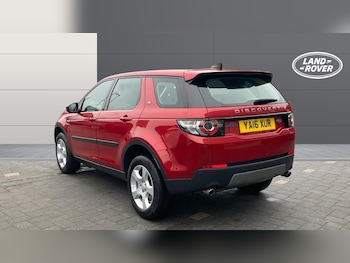 Used Land Rover Discovery Sport 2016 for sale - 77365088: Photo