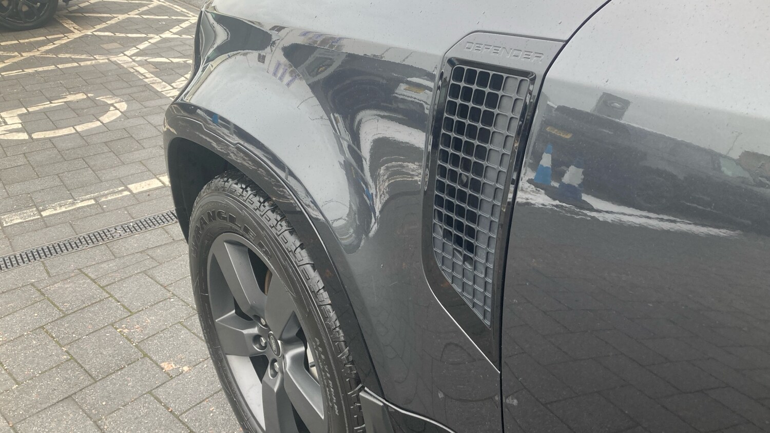 Used Land Rover Defender 2024 for sale - 77113296: Photo 20