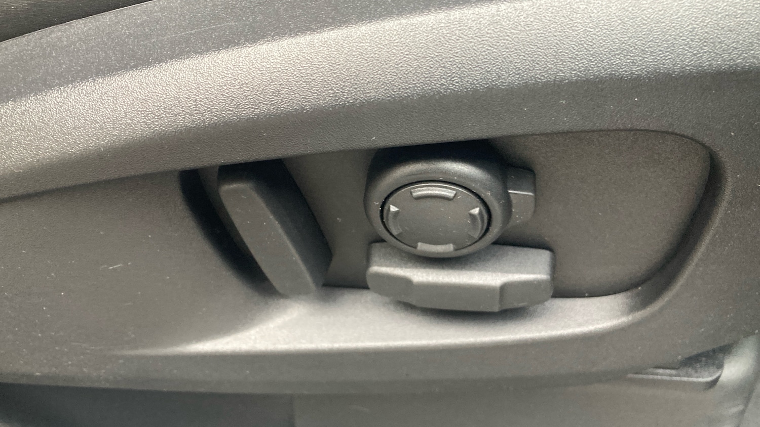 Used Land Rover Defender 2024 for sale - 77113296: Photo 26