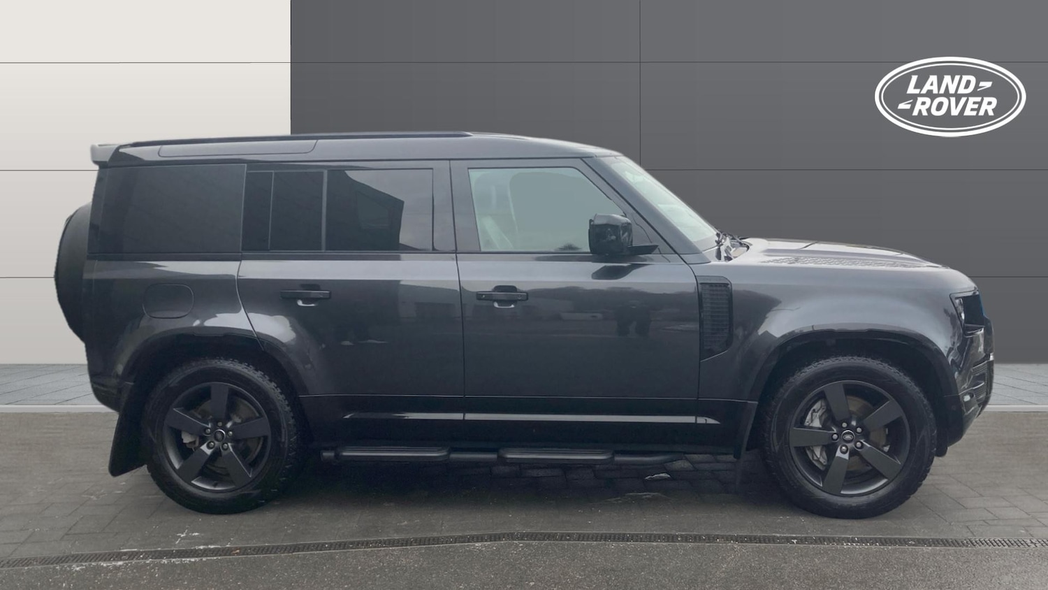 Used Land Rover Defender 2024 for sale - 77113296: Photo 5