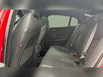 Used Jaguar XE 2017 for sale - 79528290: Photo