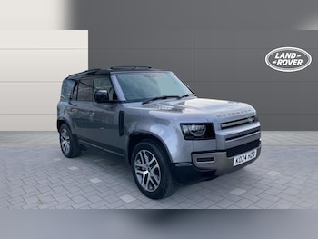 Used Land Rover Defender 2024 for sale - 77619746: Photo