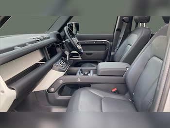 Used Land Rover Defender 2024 for sale - 77619746: Photo