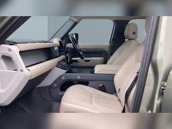 Used Land Rover Defender 2020 for sale - 75545394: Photo