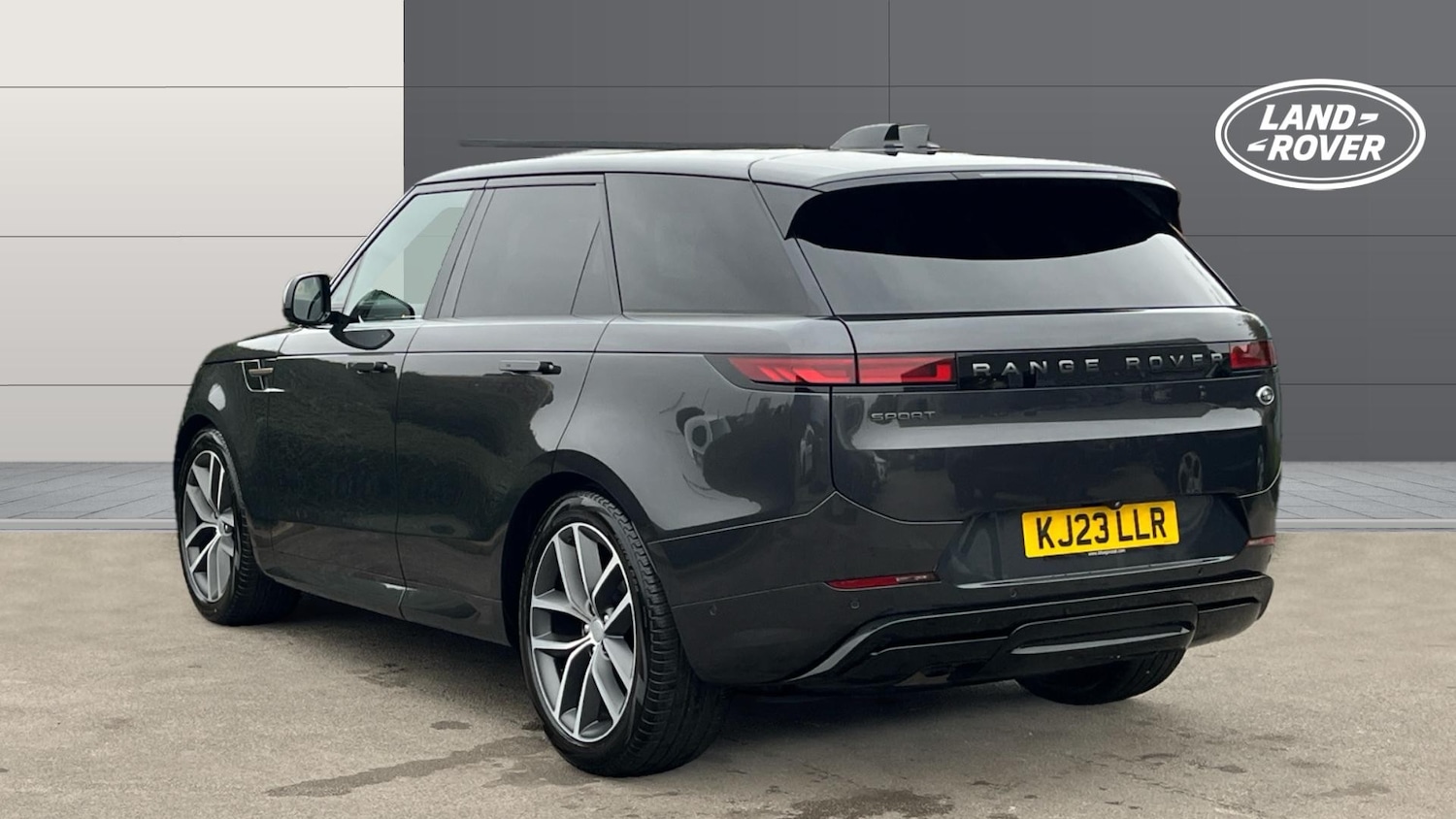 Used Land Rover Range Rover Sport 2023 for sale - 76578085: Photo 2