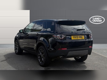 Used Land Rover Discovery Sport 2019 for sale - 78852392: Photo