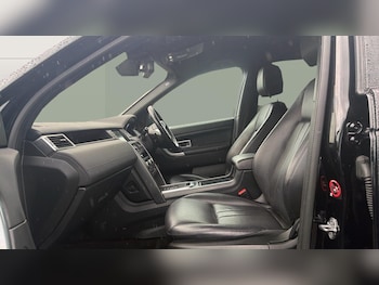 Used Land Rover Discovery Sport 2019 for sale - 78852392: Photo