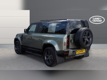 Used Land Rover Defender 2024 for sale - 78176398: Photo