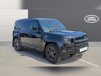 Used Land Rover Defender 2023 for sale - 79217211: Photo