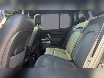 Used Land Rover Defender 2023 for sale - 79217211: Photo